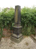 Ruedesheim Friedhof 174.jpg (113912 Byte)
