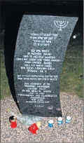 Oschersleben Gedenkstein 010.jpg (51093 Byte)