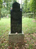 Langenlonsheim Friedhof 287.jpg (148235 Byte)