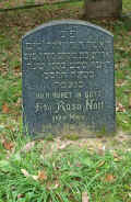 Langenlonsheim Friedhof 296.jpg (138147 Byte)