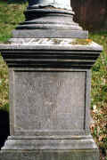 Assenheim Friedhof PICT0091A5_4R.jpg (212417 Byte)