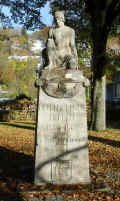 Niederstetten Denkmal 120.jpg (150366 Byte)