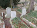 Warburg Friedhof IMG_8503.jpg (269116 Byte)