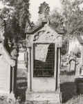Bad Kissingen Friedhof BR 11-15.jpg (119742 Byte)