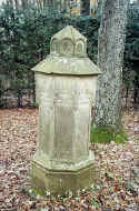 Tholey Friedhof 205.jpg (67296 Byte)