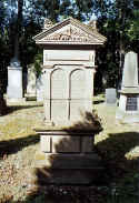 Alzey Friedhof 100.jpg (71958 Byte)