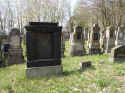 Buttenheim Friedhof 204.jpg (136697 Byte)