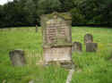 Binsfoerth Friedhof 108.jpg (111791 Byte)