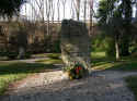 Igling Kiesgrube Friedhof 202.jpg (136090 Byte)