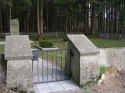 Igling Friedhof 202.jpg (121671 Byte)