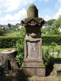 Mengeringhausen Friedhof 158.jpg (108073 Byte)