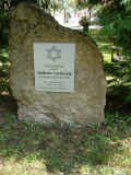 Wittelshofen Gedenkstein 100.jpg (109645 Byte)