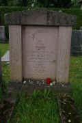 Gauting Friedhof 179.jpg (143169 Byte)