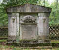 Langenlonsheim Friedhof 266.jpg (181545 Byte)