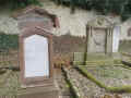 Warburg Friedhof IMG_8493.jpg (209599 Byte)
