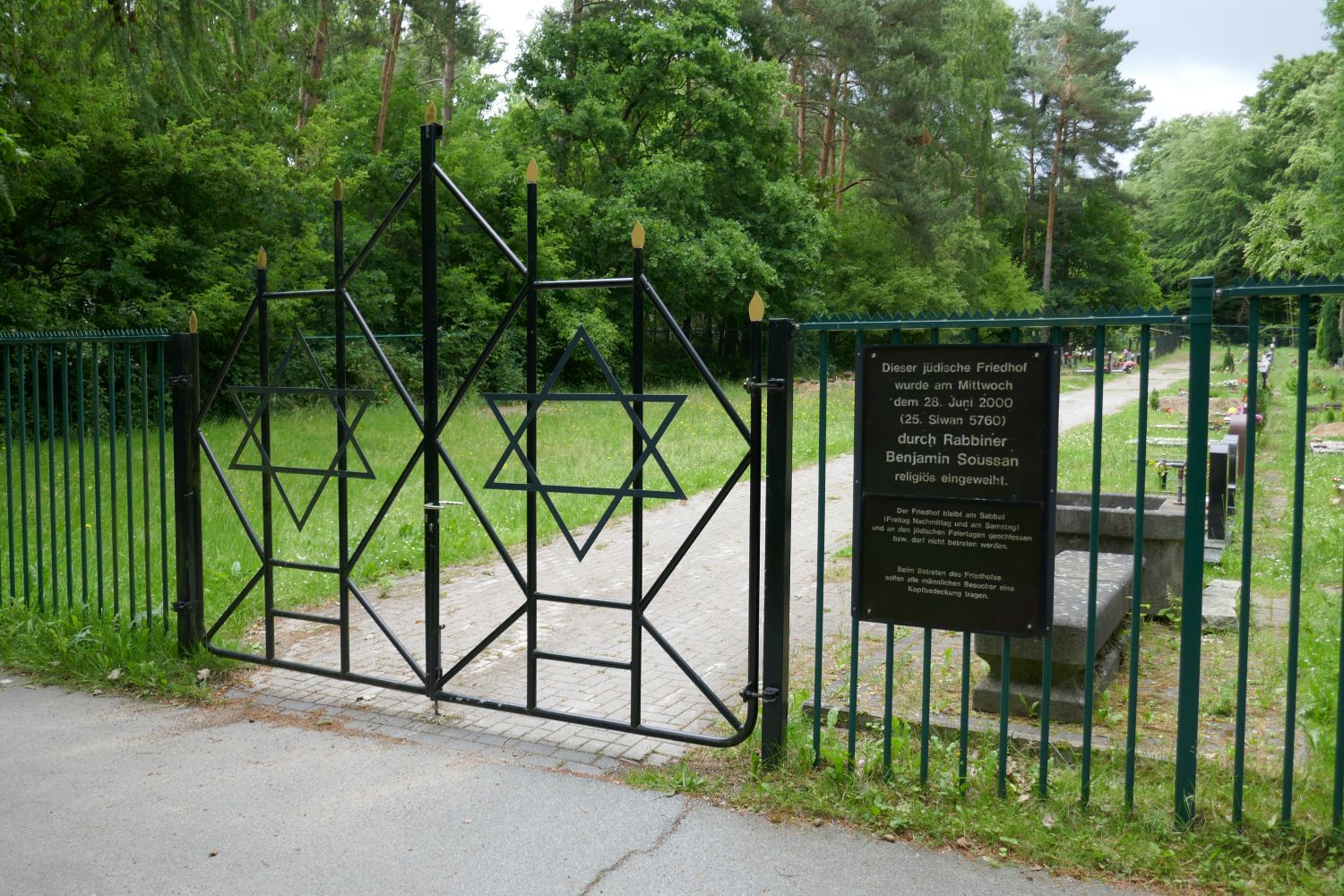 Die jüdischen Friedhöfe von Schwerin (Landeshauptstadt von  Mecklenburg-Vorpommern)